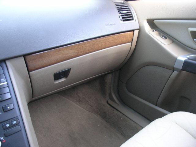 Volvo XC90 2008 photo 2