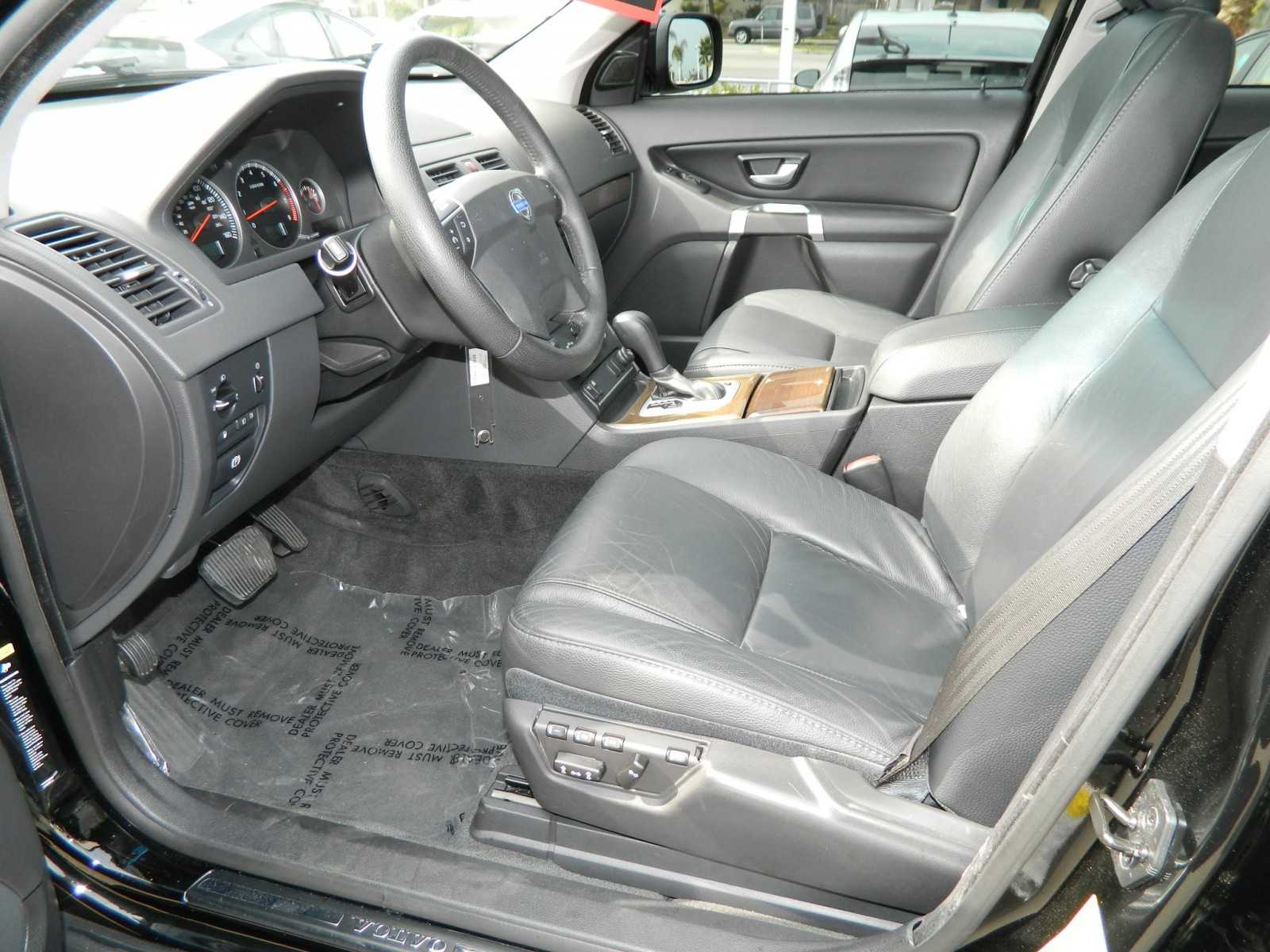 Volvo XC90 2009 photo 2