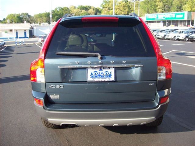 Volvo XC90 Base Unspecified