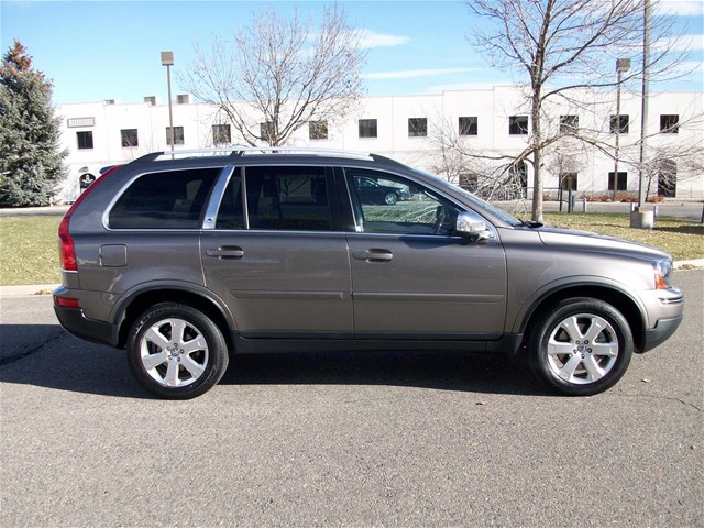 Volvo XC90 2009 photo 1
