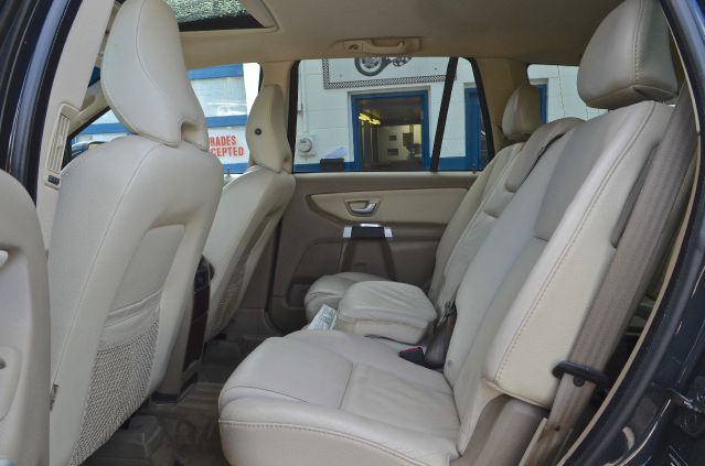 Volvo XC90 2009 photo 12