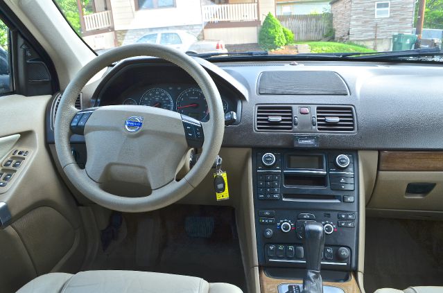 Volvo XC90 2009 photo 15