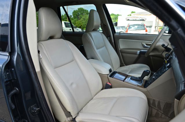 Volvo XC90 2009 photo 7