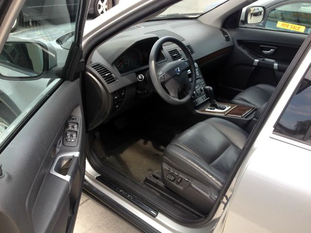 Volvo XC90 2010 photo 3