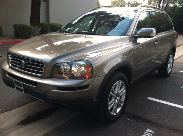 Volvo XC90 2010 photo 1