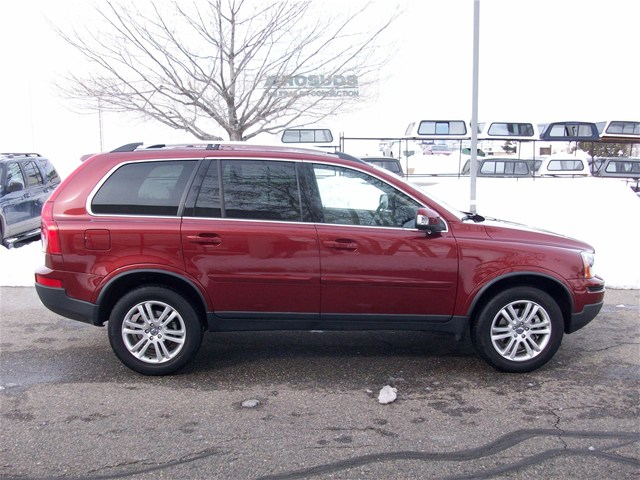 Volvo XC90 2011 photo 3