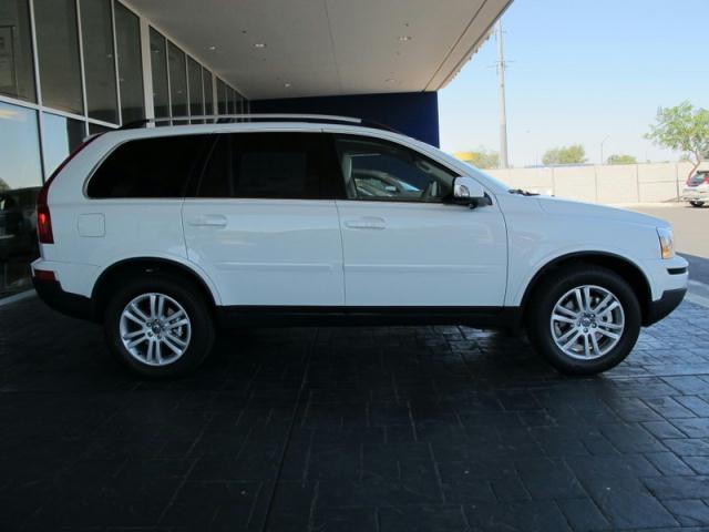 Volvo XC90 2012 photo 3