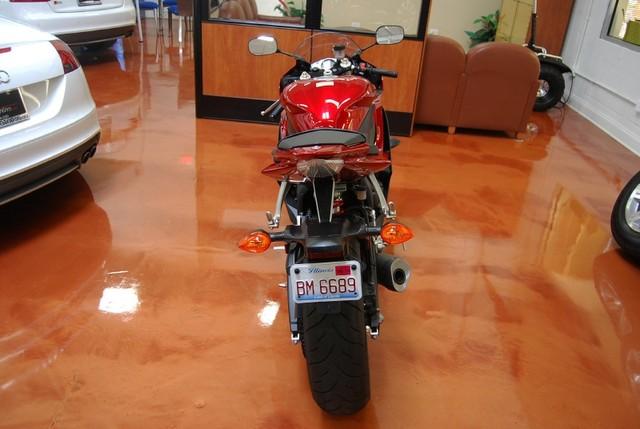 YAMAHA YZF-R 2007 photo 4