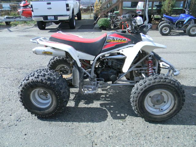 YAMAHA Blaster 2001 photo 2