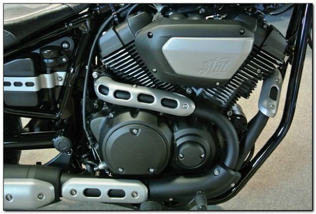 YAMAHA Bolt 2014 photo 9