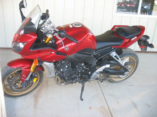 YAMAHA F21 2008 photo 1