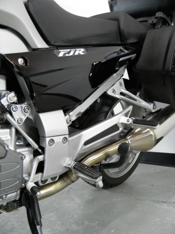 YAMAHA FJR 1300A 2008 photo 13