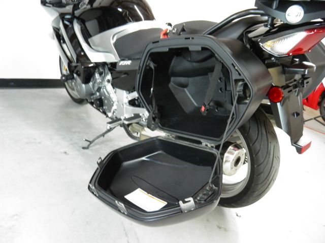 YAMAHA FJR 1300A 2008 photo 28