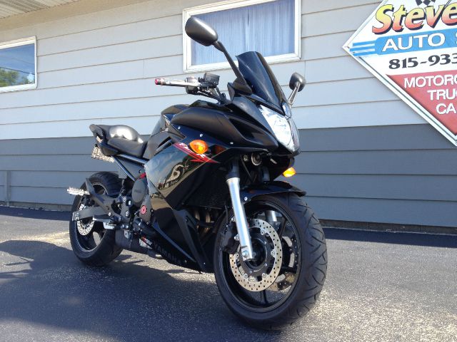 YAMAHA FZ6R 2009 photo 1