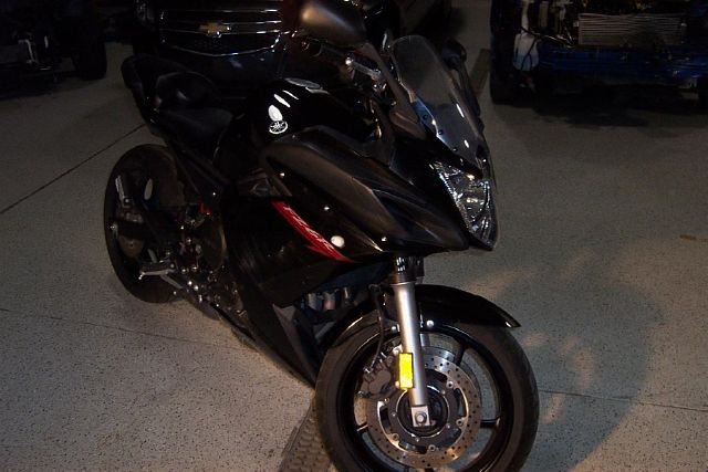 YAMAHA FZ6R 2009 photo 2
