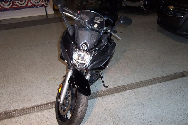 YAMAHA FZ6R 2009 photo 4