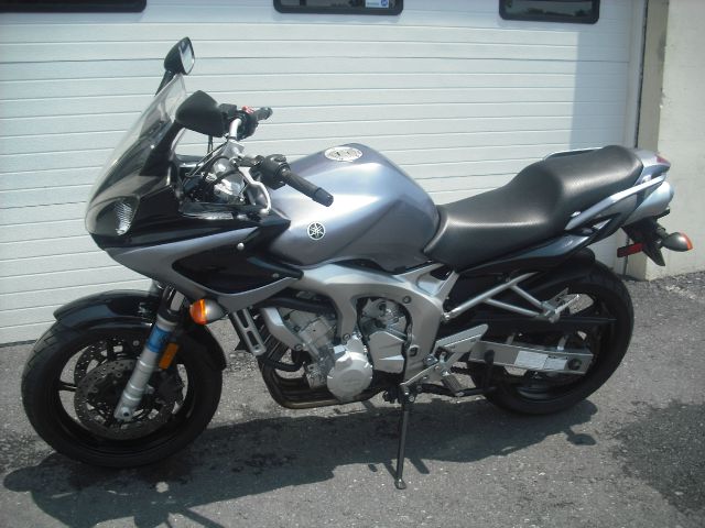 YAMAHA FZ 6 2005 photo 2