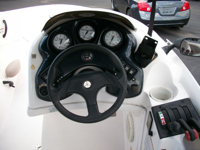 YAMAHA LS 2000 2000 photo 4