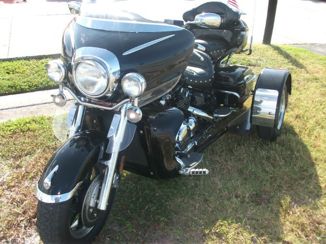YAMAHA Midnight Venture Trike 2006 photo 1