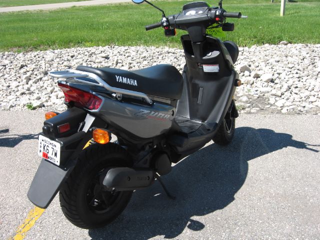 YAMAHA Moped 2005 photo 4