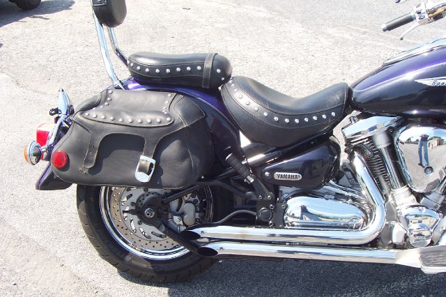 YAMAHA ROADSTAR 2003 photo 2