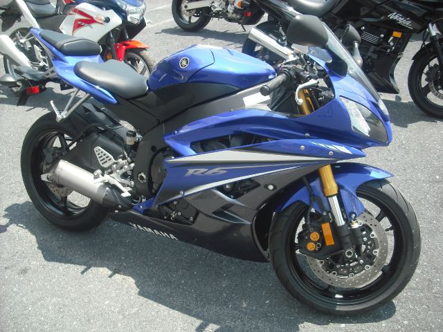 YAMAHA R 6 2007 photo 3