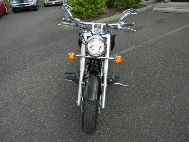 YAMAHA ROADSTAR 2003 photo 2
