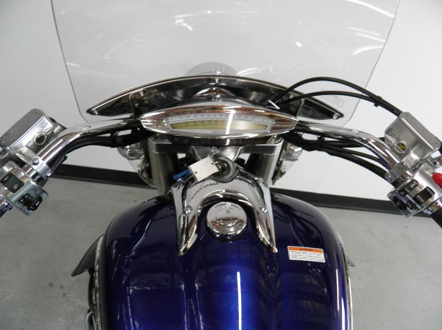 YAMAHA Royal Star Tour Deluxe 2008 photo 4