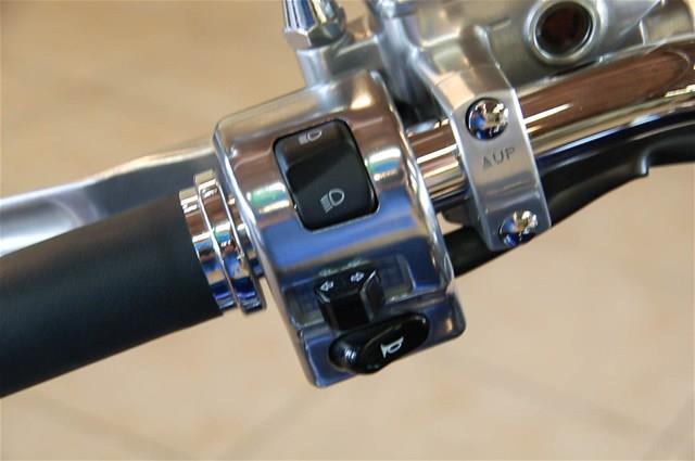 YAMAHA STAR 2008 photo 2