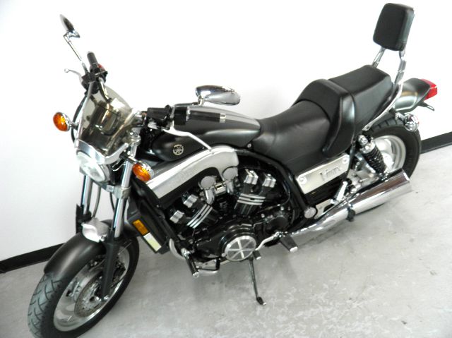 YAMAHA V-Max 2004 photo 21