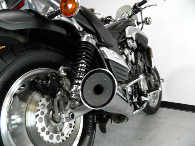 YAMAHA V-Max 2004 photo 3