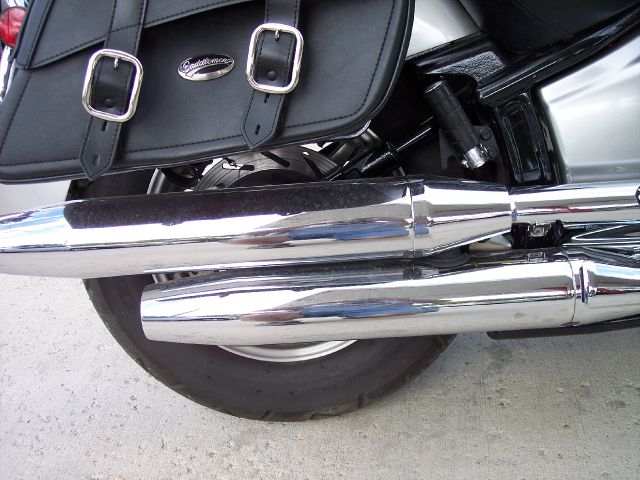 YAMAHA V-STAR 2007 photo 2