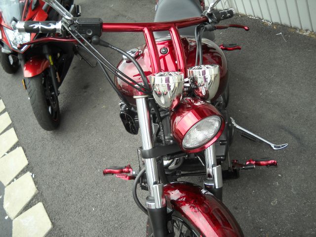 YAMAHA V-Star 1100 2008 photo 2