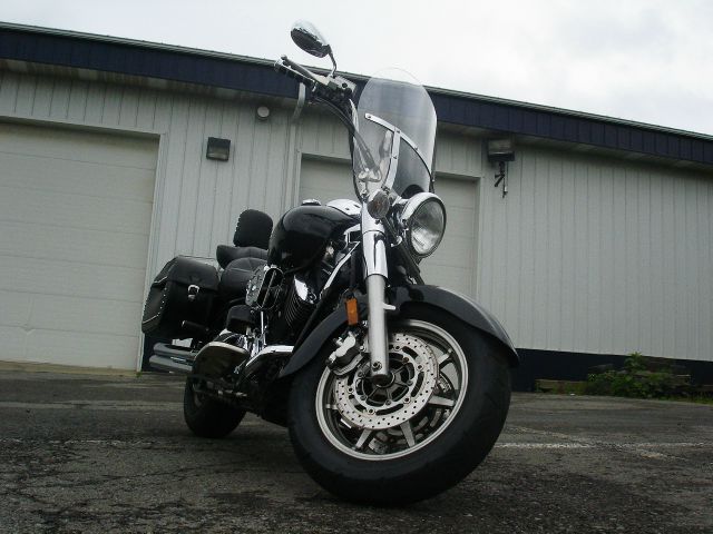 YAMAHA V-Star 1100 2006 photo 2