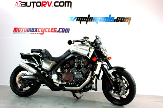 YAMAHA Vmax 2009 photo 1