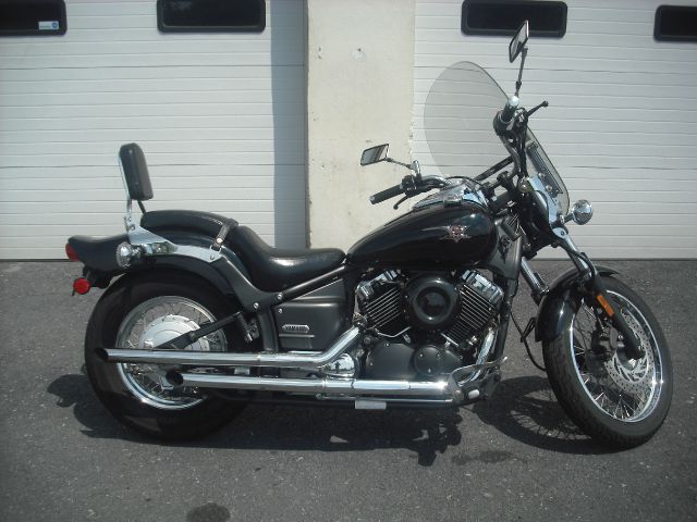YAMAHA Vstar 650 2005 photo 2