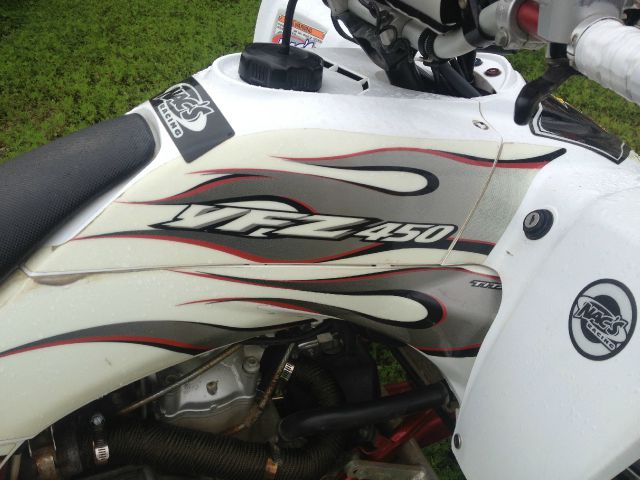 YAMAHA YFZ450 2004 photo 1