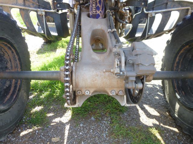 YAMAHA YFZ 450 2008 photo 2