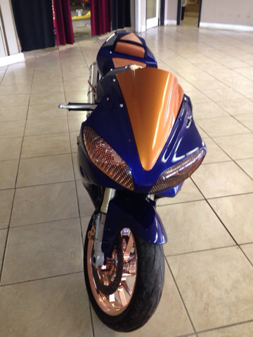 YAMAHA YZF-R1 2000 photo 2