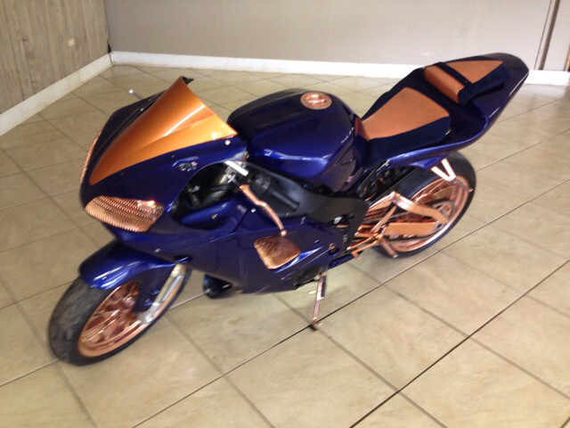 YAMAHA YZF-R1 2000 photo 4