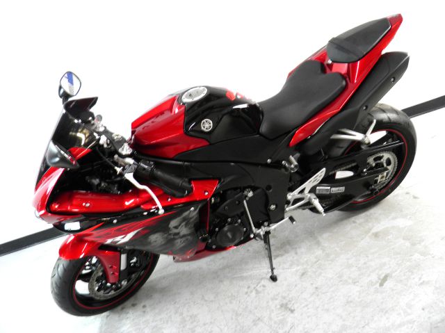 YAMAHA YZF-R1 2009 photo 2