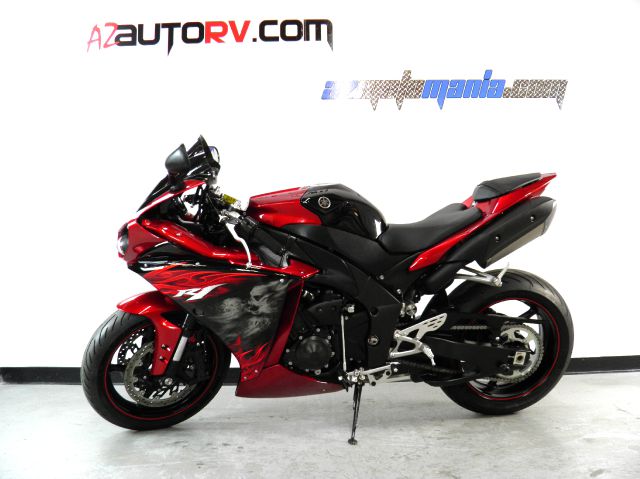 YAMAHA YZF-R1 2011 photo 3