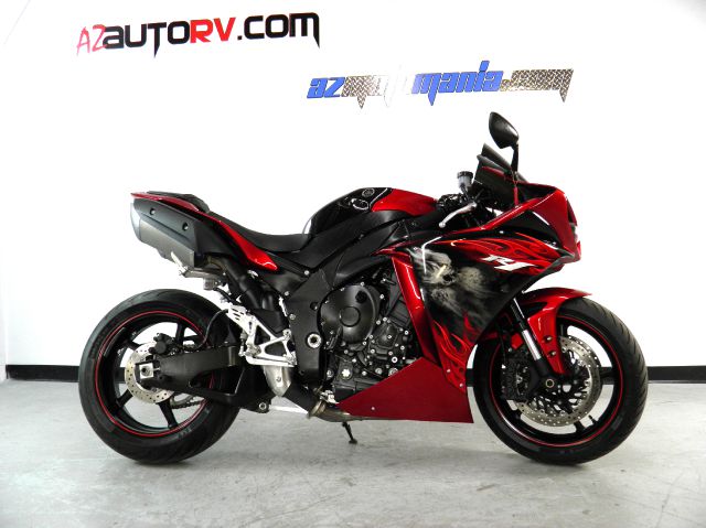 YAMAHA YZF-R1 2011 photo 4