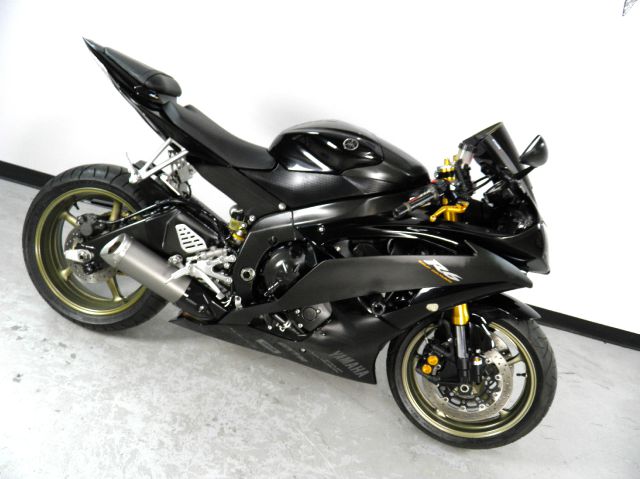YAMAHA YZF-R6 RAVEN 2008 photo 3