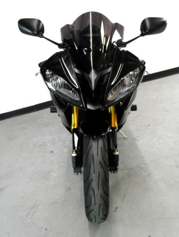 YAMAHA YZF-R6 RAVEN 2008 photo 1