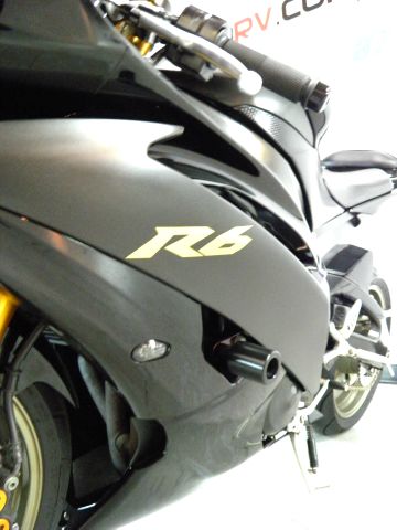 YAMAHA YZF-R6 RAVEN 2008 photo 18