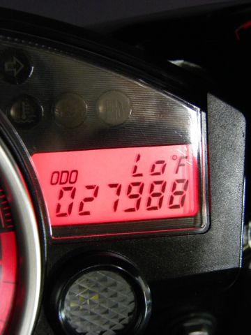 YAMAHA YZF-R6 RAVEN 2008 photo 8