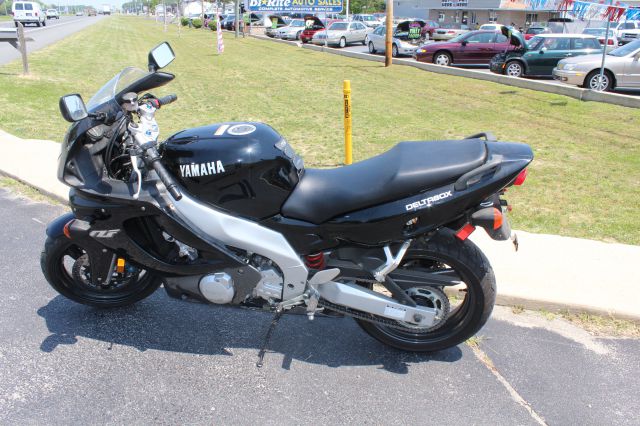 YAMAHA YZF600RP 2002 photo 10