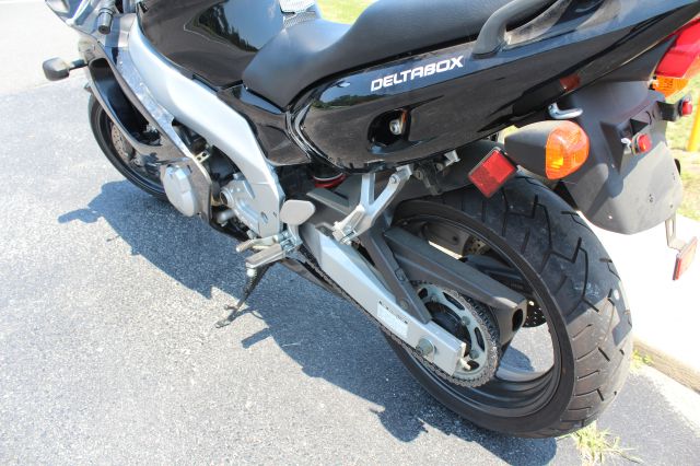 YAMAHA YZF600RP 2002 photo 2
