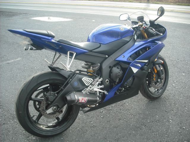 YAMAHA YZF R6 2008 photo 3